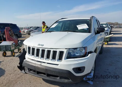 2016 Jeep Compass Sport z USA, uszkodzony, nr VIN 1C4NJCBAXGD568401